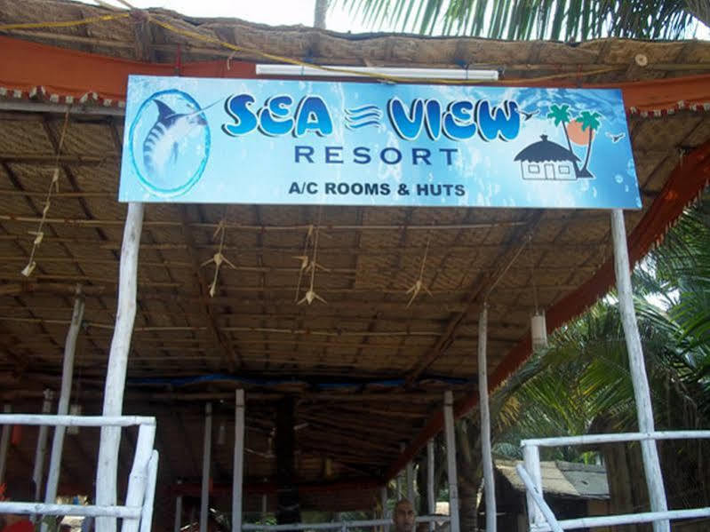 Sea View Resort Morjim Esterno foto